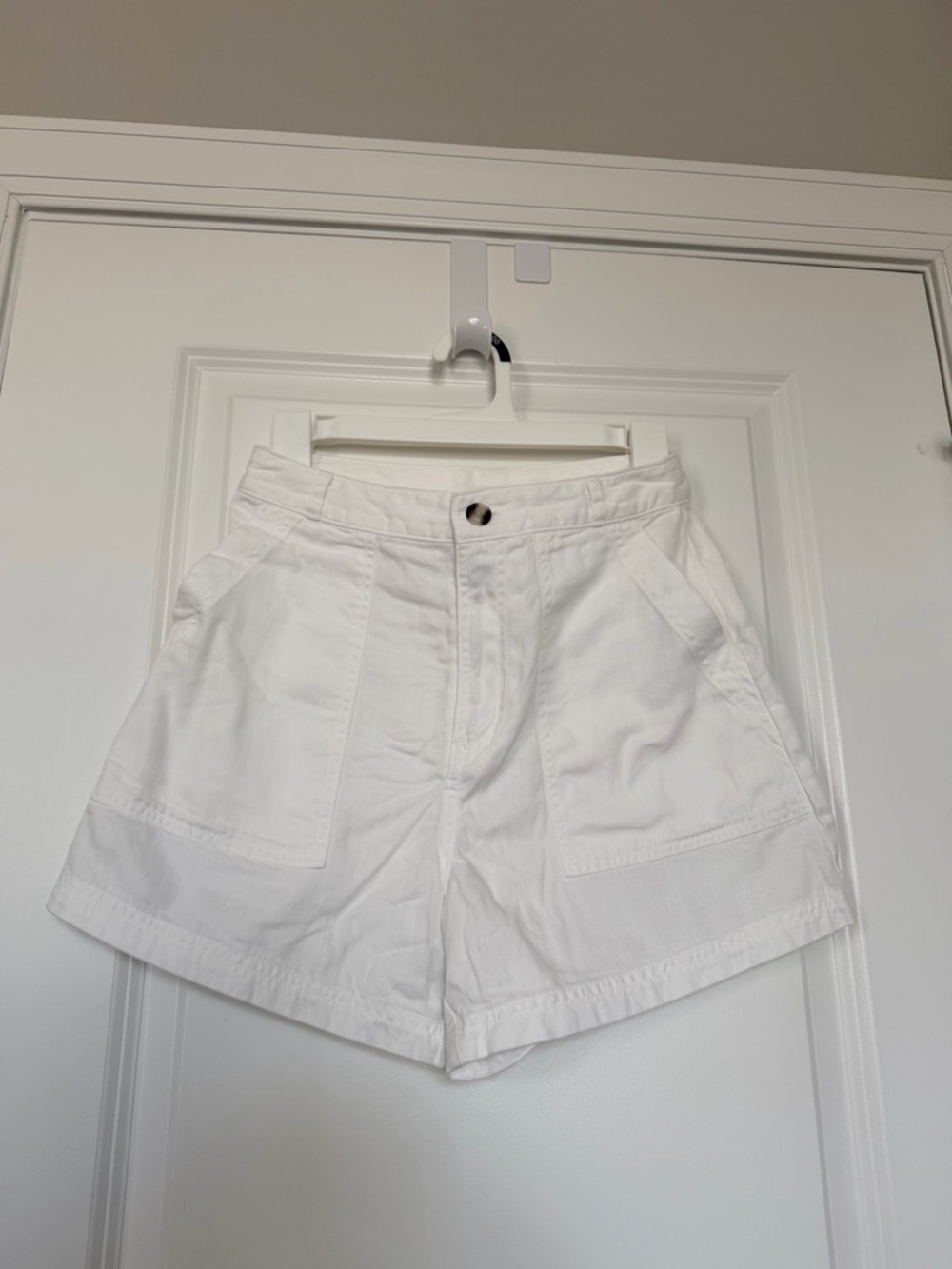 White High-Waist Cotton Shorts